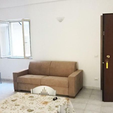 Appartamento in Centro a 100m dal mare Cirò Marina Esterno foto