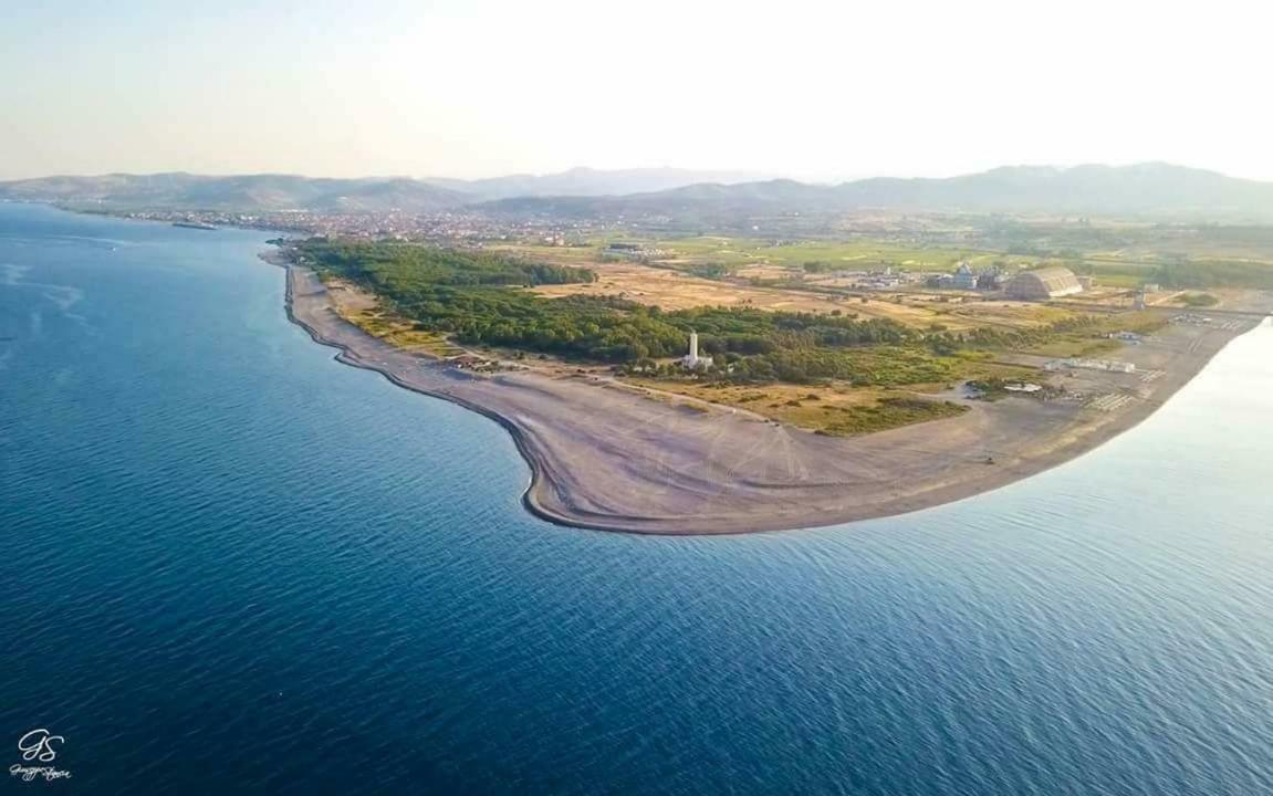 Appartamento in Centro a 100m dal mare Cirò Marina Esterno foto